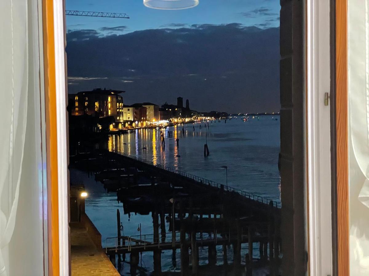 Ca' Monica Panoramic-Canal View, Biennale Venesia Bagian luar foto