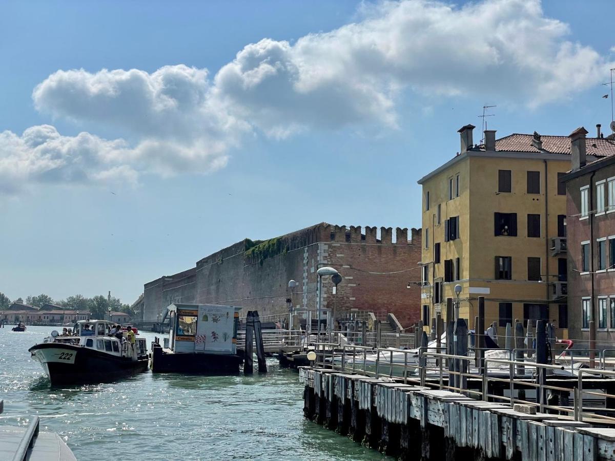 Ca' Monica Panoramic-Canal View, Biennale Venesia Bagian luar foto